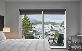 Tofino Resort + Marina